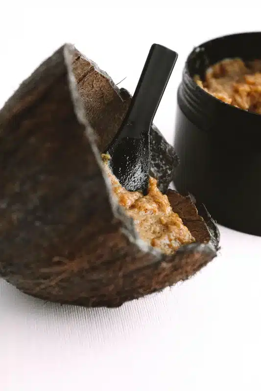 코코넛오일 간기능 저하 여드름 두통 동시 관리 홈케어 팁